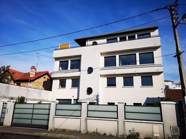 Façade du centre de test psychotechnique LE ROOFTOP à Viry-Châtillon